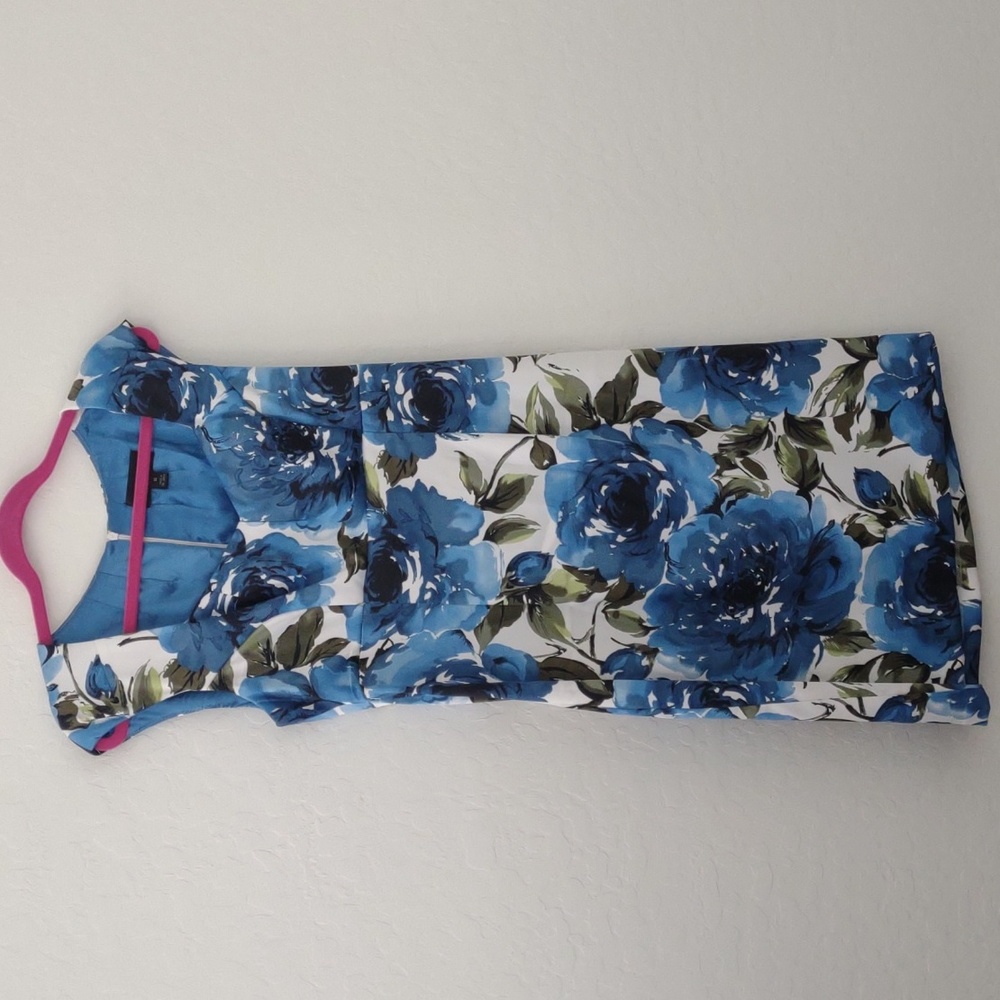 Connected Apparel dress, floral size 10